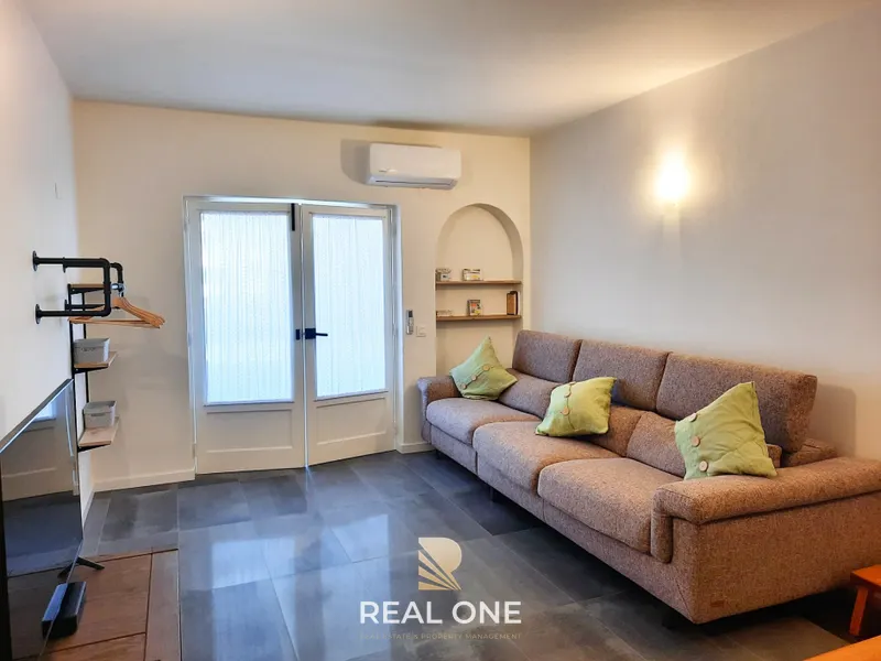 Apartamento de 1 dormitorio en Santa Eulalia, a 500 metros de la playa.