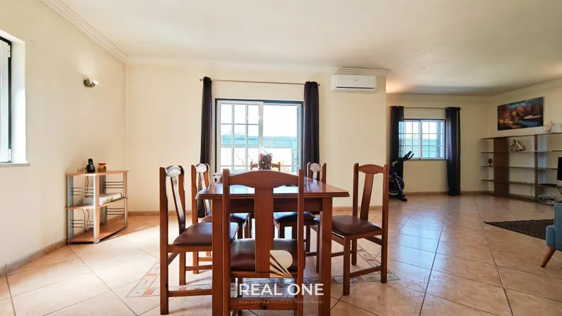 Moradia T3 em lote privado de 1.127 m2 na Guia