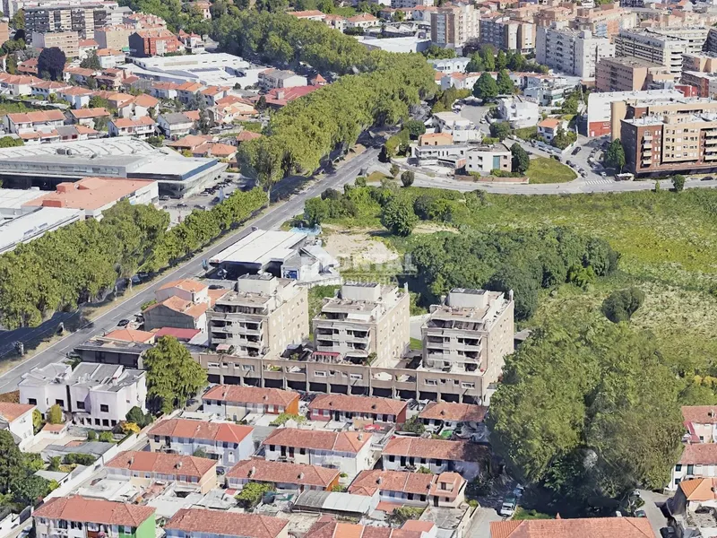 Lojas à Circunvalação