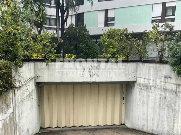 Lugar de Garagem para Venda &#124; Polo Universitário, Hospital São João, Porto