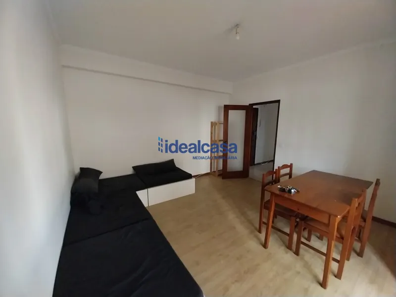 T3 para venda em Celas, garagem, varandas e vistas desafogadas