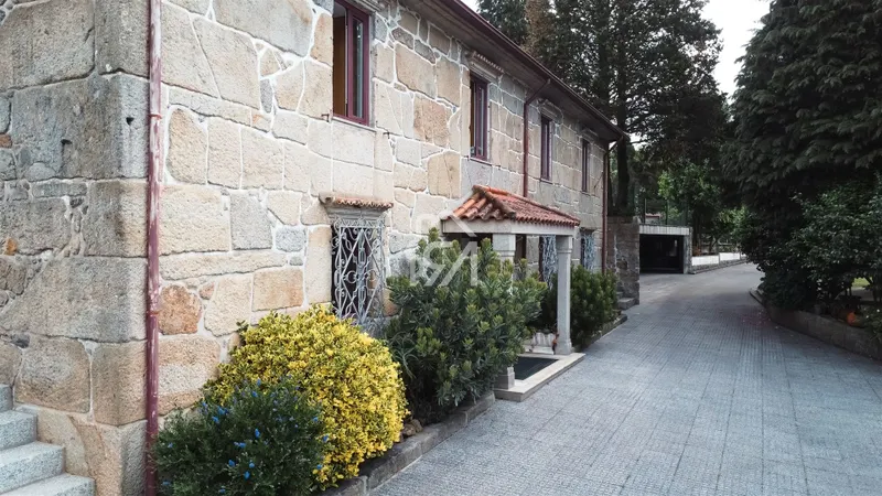 Moradia T5